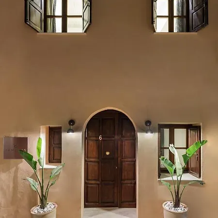 בית נופש Kamares Boutique *